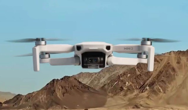 Drone DJI Mavic Mini 2 Fly More Combo 4K - Produto NOVO - Computadores e  acessórios - Alto da Glória, Curitiba 1012137464 | OLX