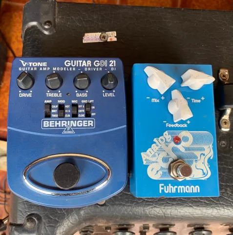 Kit 2 Pedal Guitarra Delay Analog Echo + Psico Vibe Fuhrmann :  : Brinquedos e Jogos