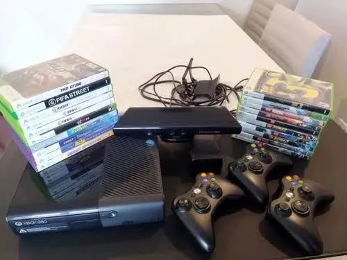 Vendo 20 jogos do Xbox 360 todos originais com 3 controles