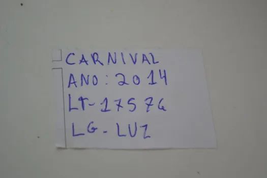 Luz Cortesia Do Porta Luva Kia Carnival Ex 2014 2015 - Foto 5