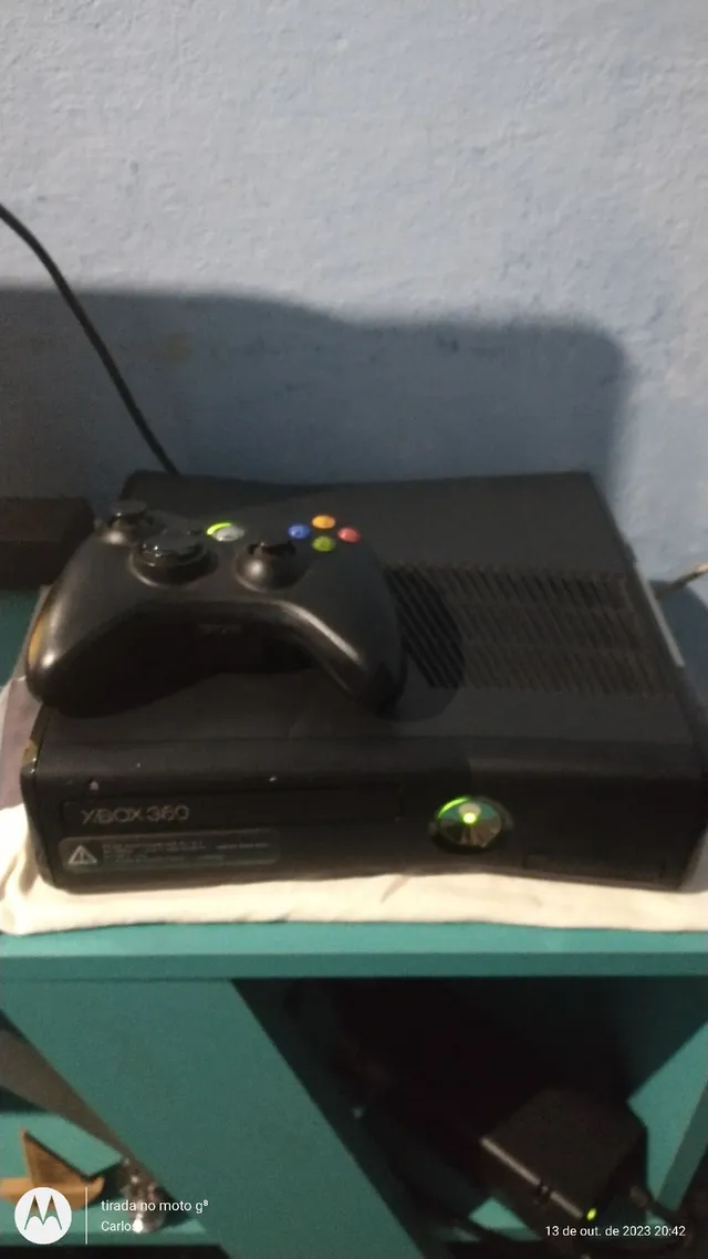 Video game xbox 360 bloqueado original com 2 jogos fisicos - Escorrega o  Preço