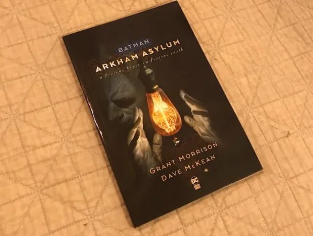 HQ - Batman Arkham Asylum - Versão em Inglês Rara