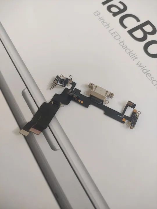 Dock flex carga iPhone 14 Original - retirada 