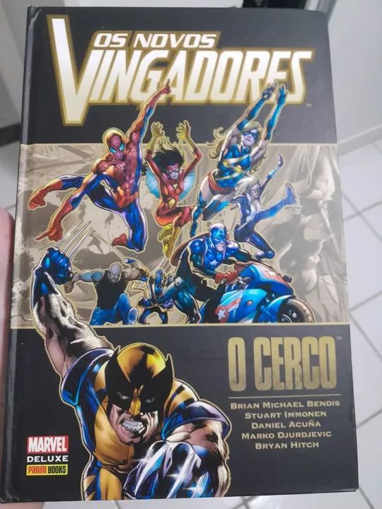 Os Novos Vingadores - O Cerco - HQ Capa Dura