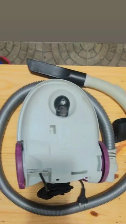 Aspirador de Pó Electrolux - Usado - Foto 2