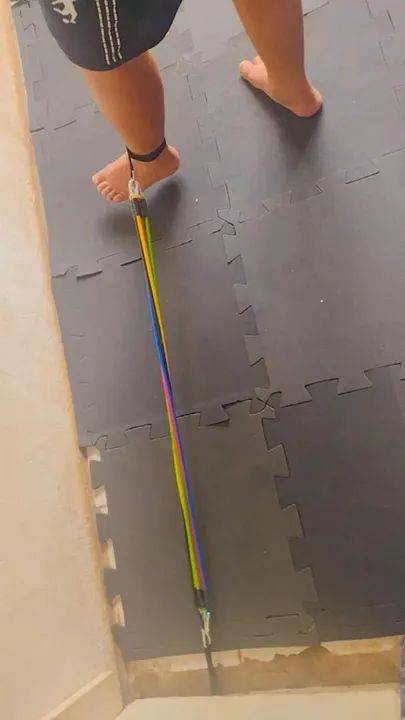 Elástico com mosquetão e acessórios 11 peças - Foto 5