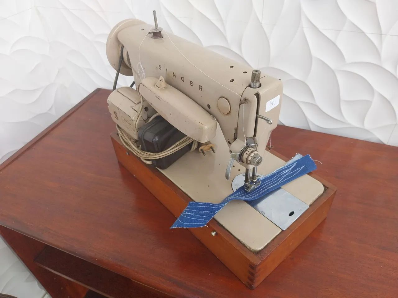 Máquina Costura Singer revisada c/ garantia - Foto 3