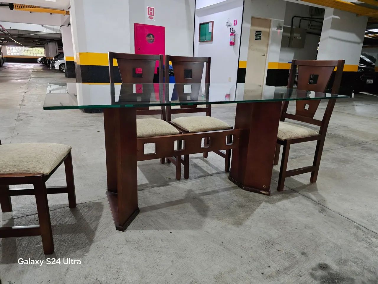 Mesa de Jantar com 6 Cadeiras - Foto 4