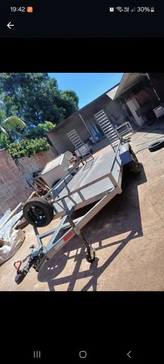 Carretinha pra puxar carro ,camionete. 