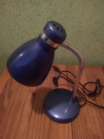Luminária para mesa de estudo