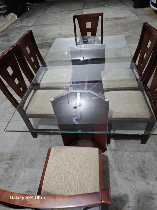 Mesa de Jantar com 6 Cadeiras - Foto 2