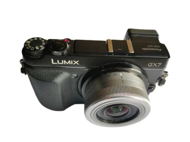 Camera Panasonic Lumix Dmc-gx7 Kit Com Lente Vario 12-32mm - Câmeras e  Filmadoras - Albatróz, Bertioga 1335778423 | OLX