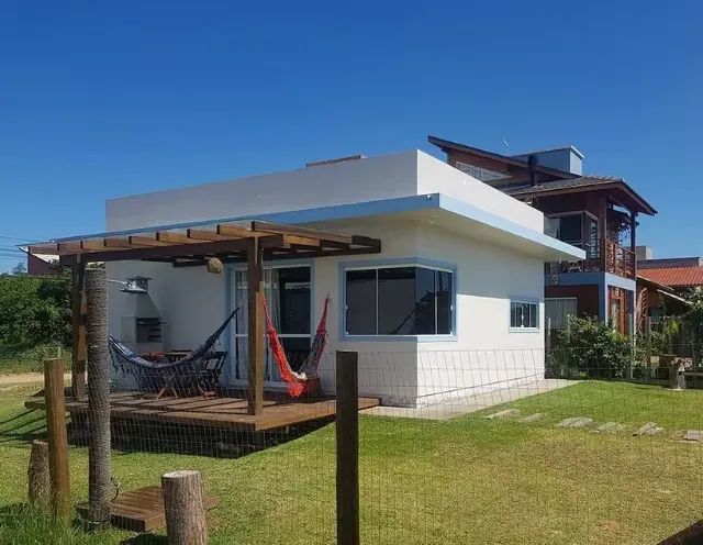 Bela Casa na Lagoa Ibiraquera - disponivel fevereiro - perto da praia do rosa imbituba