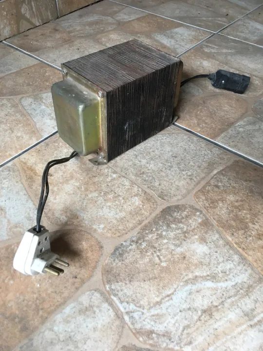 Trafo 110 pra 220w bom estado