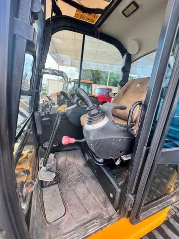 Mini escavadeira JCB 8055 ano 2015  - Foto 3