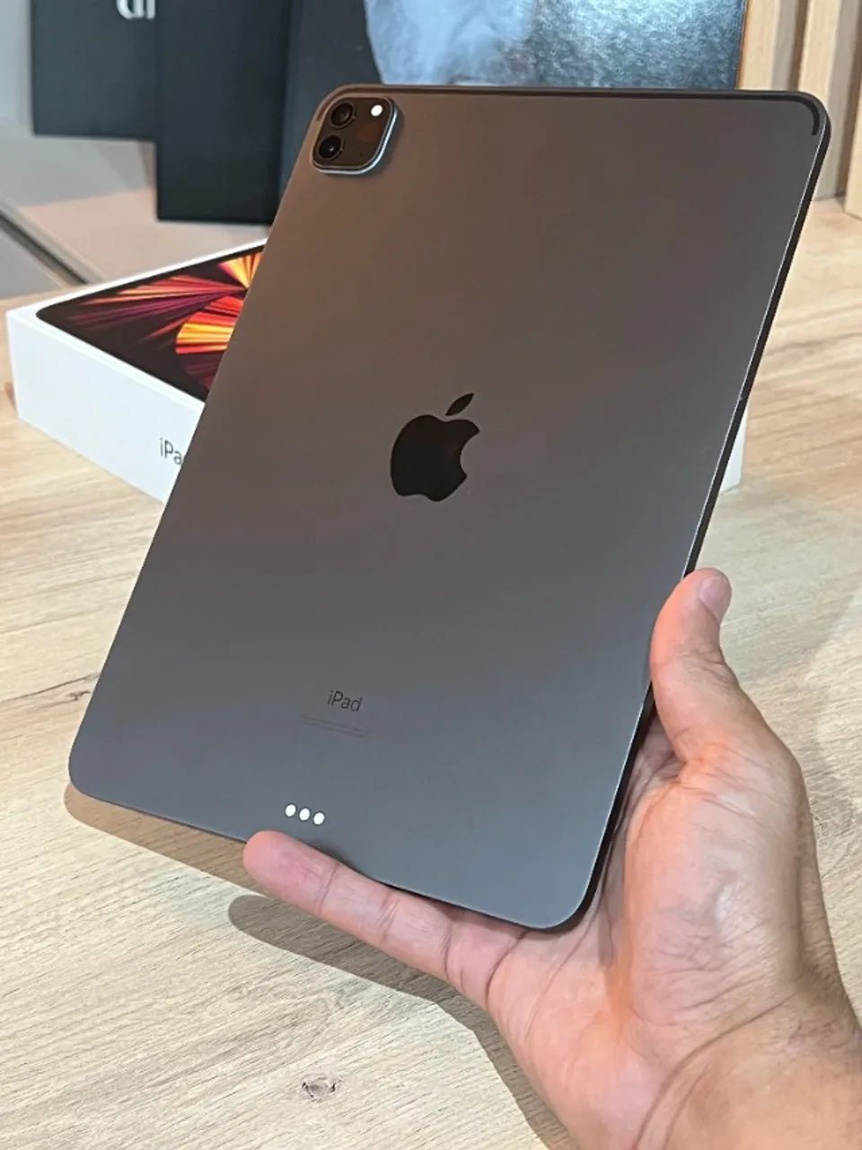 iPad Pro M1 128GB 3ª Geração 2021 11 Pol. - Com 90 dias de garantia! Até 12x no cartão! - Foto 2