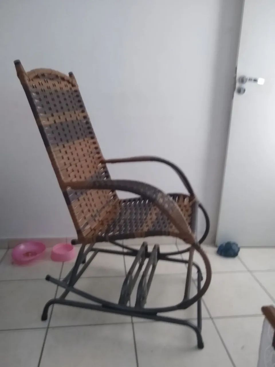 Cadeira de balanço em vime - Foto 3