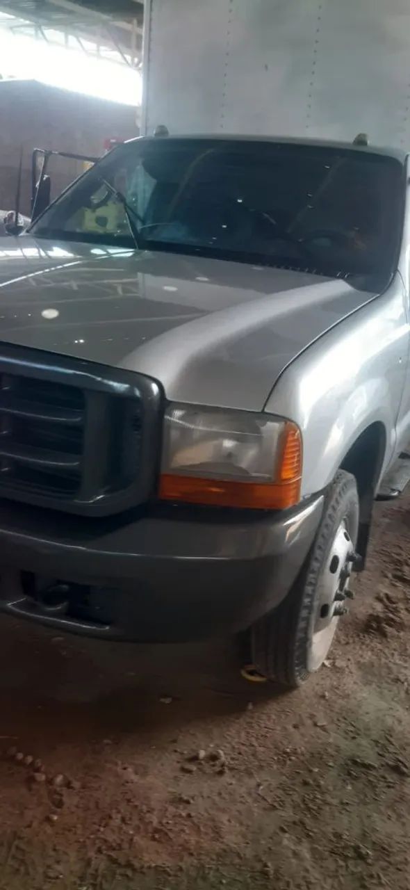 FORD F-4000 bem Conservada baú  - Foto 4