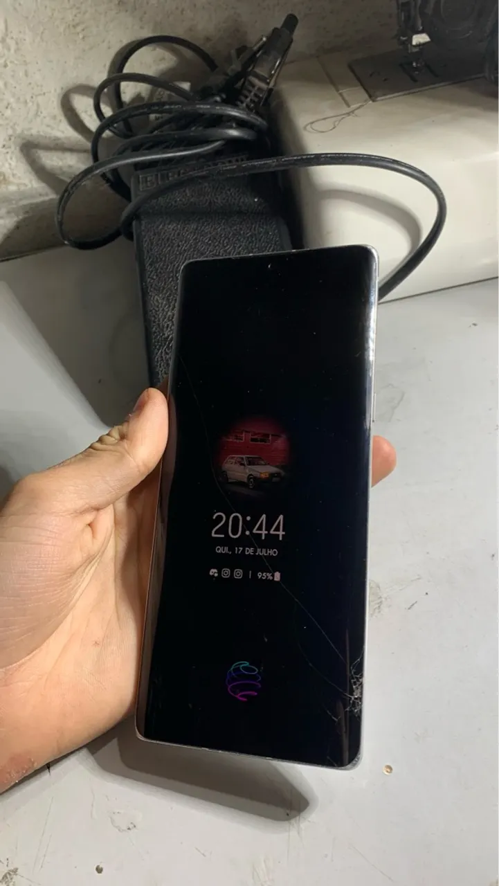 Vendo LG VELVET . Preciso de dinheiro rápido .