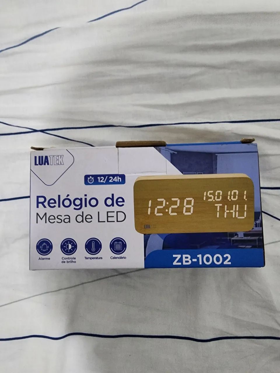 Relógio de mesa de led64363471859843125