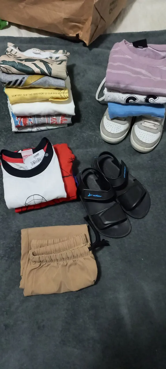 Lote de roupas infantis - Tam. 4/6