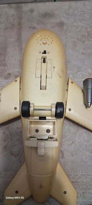 Avião de brinquedo Jumbo Jet.nao esta funcionando  - Foto 3