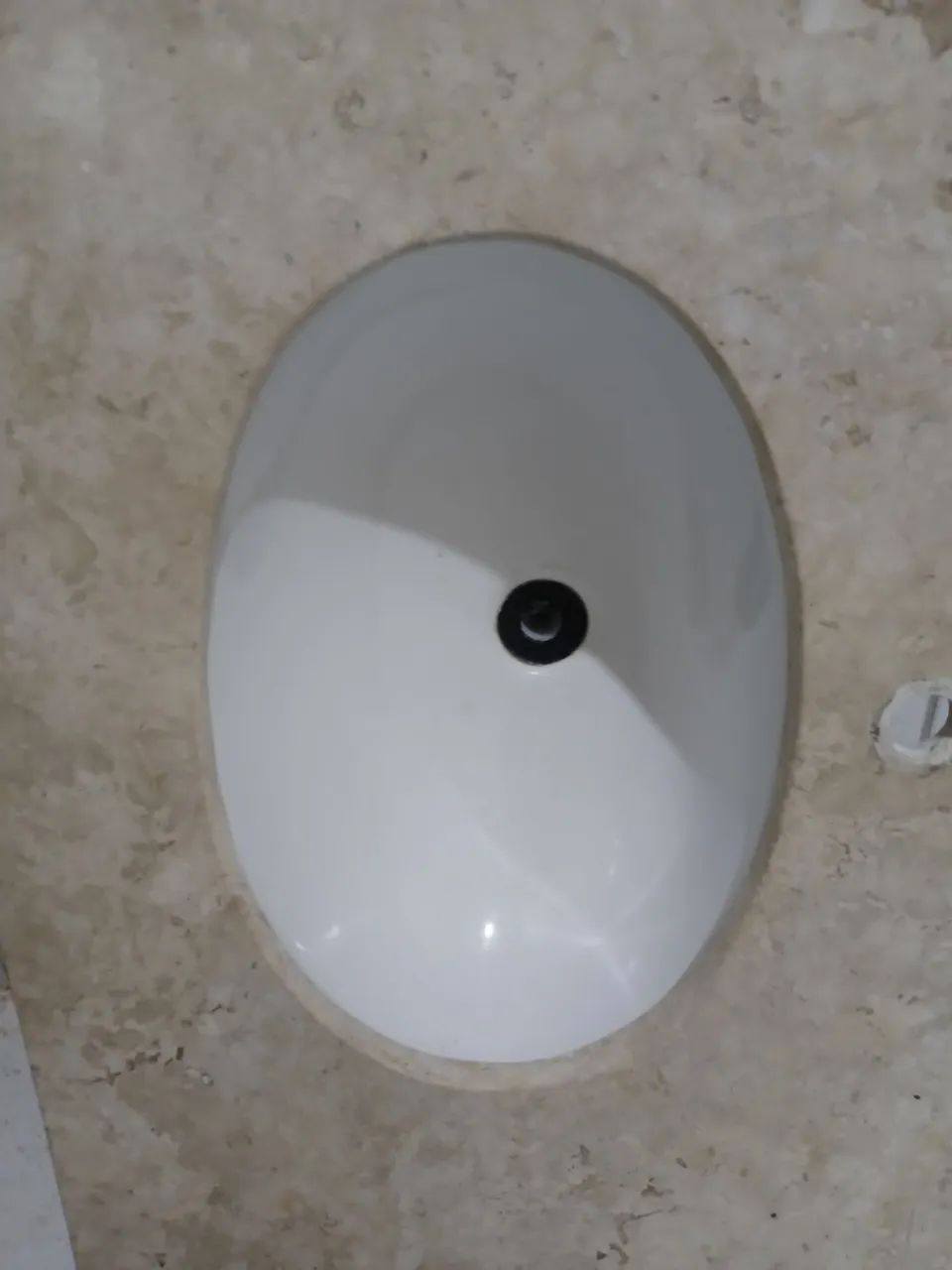 Pia de mármore64299975664259120