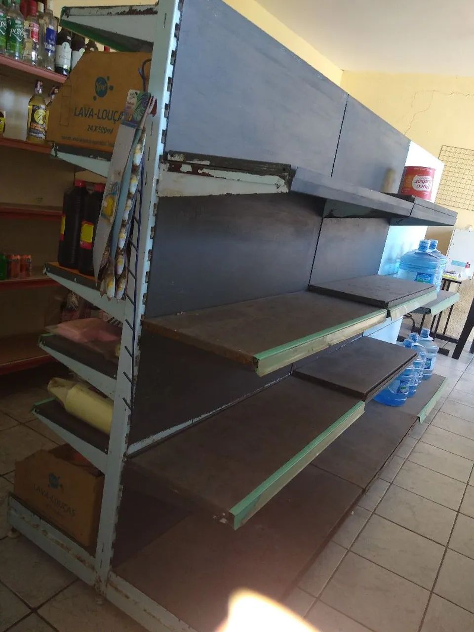 Gôndolas de Centro usadas  - Foto 3