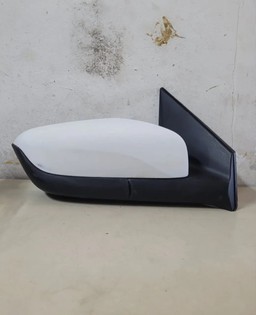Retrovisor direito Ônix 2020 a 2024 com sensor