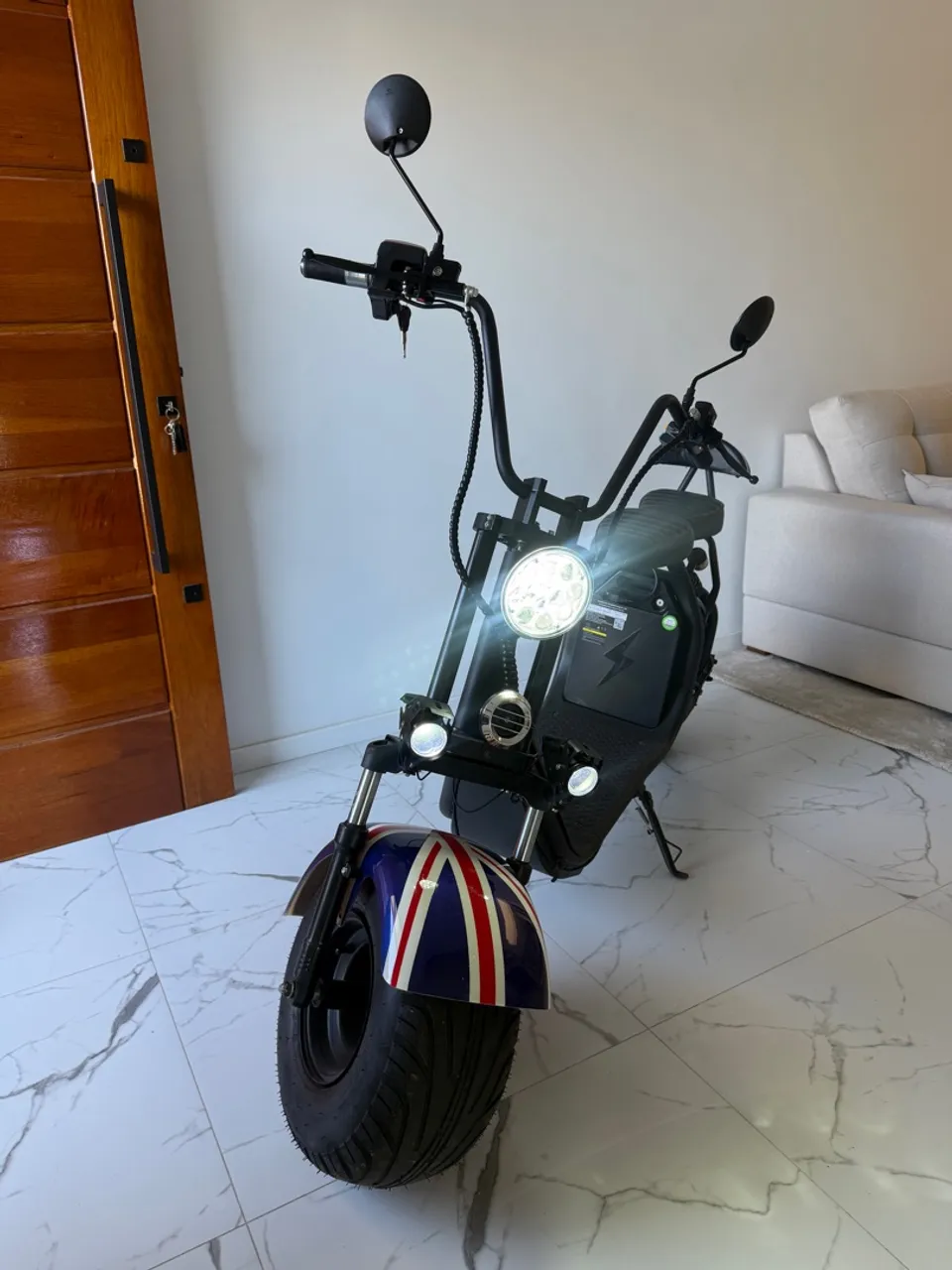 Scooter Elétrica com Design Exclusivo