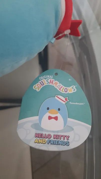 Squishmallow Sanrio Tuxedo Sam - Foto 3