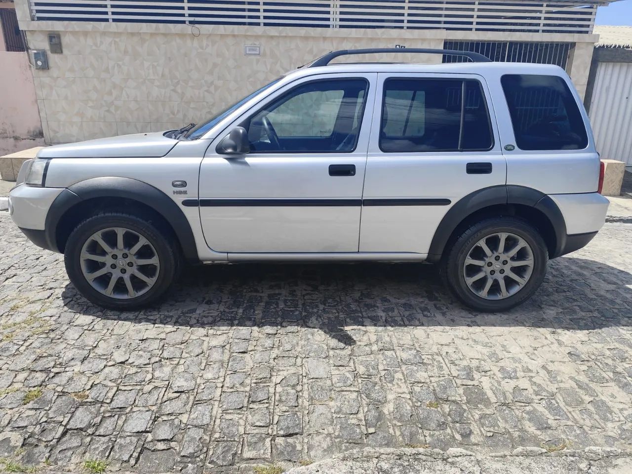 LAND ROVER FREELANDER HSE V6 - NOVÍSSIMO  - Foto 2
