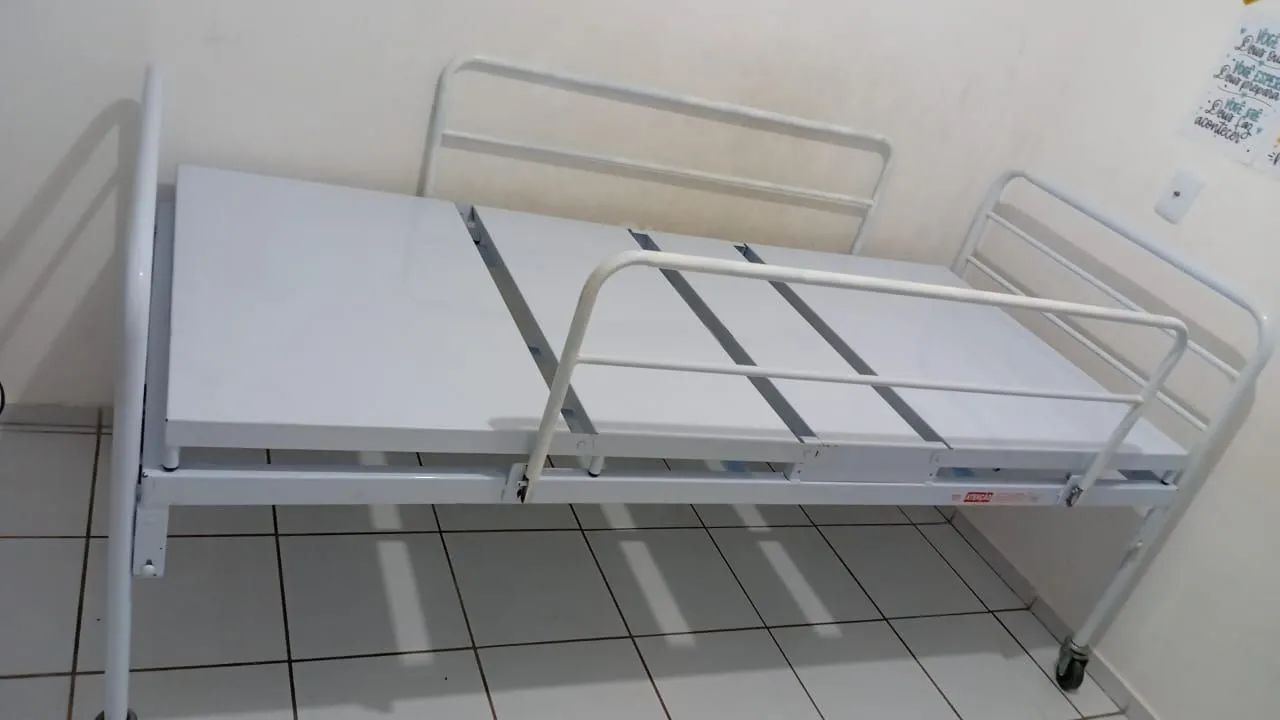 Cama hospitalar nova e usada