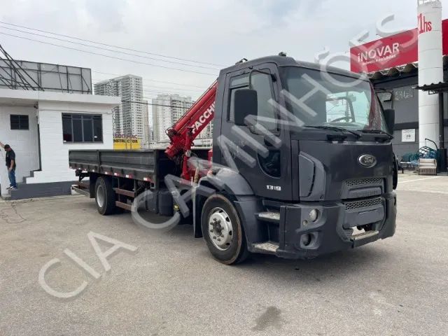 FORD CARGO1319 ANO 2013 CARROCERIA MUNCK