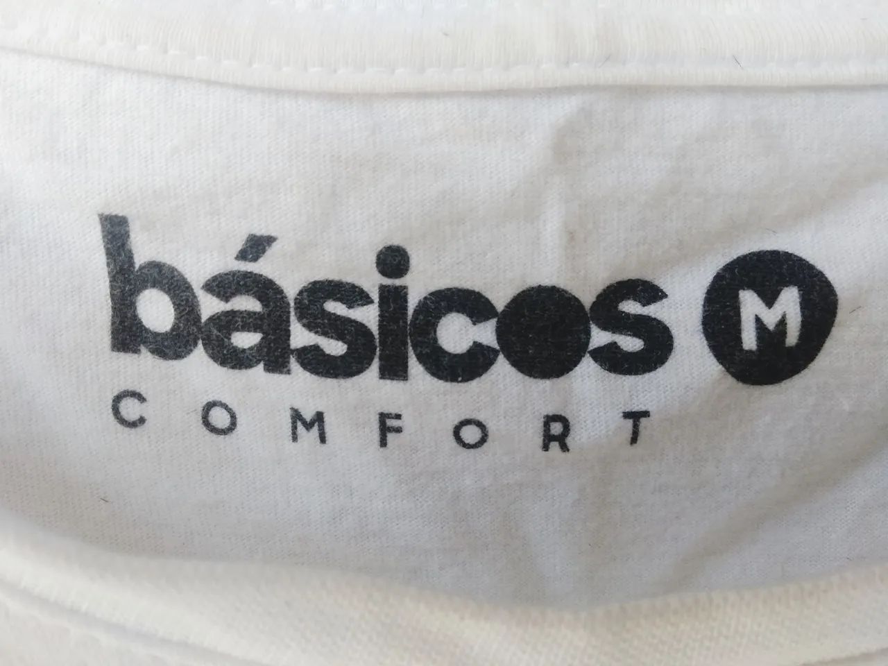 Camiseta Básica Branca - Foto 3