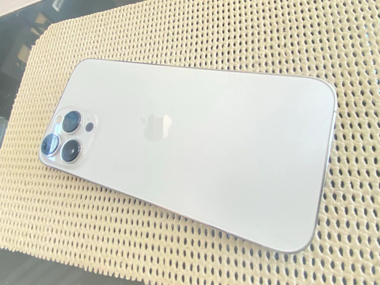 ✩.*˚iPhone 13 Pro Max 128GB SIMフリー Iphone 13 Pro Max 128GB Grafite, Tela 6.7, 5G, Câmera Tripla 12MP