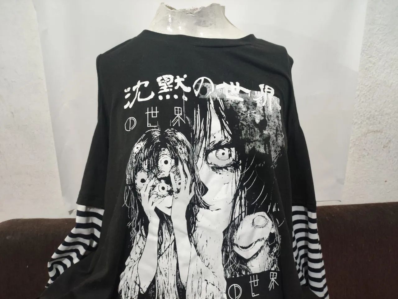 Camisa Feminina Anime Terror Romwe Shein 