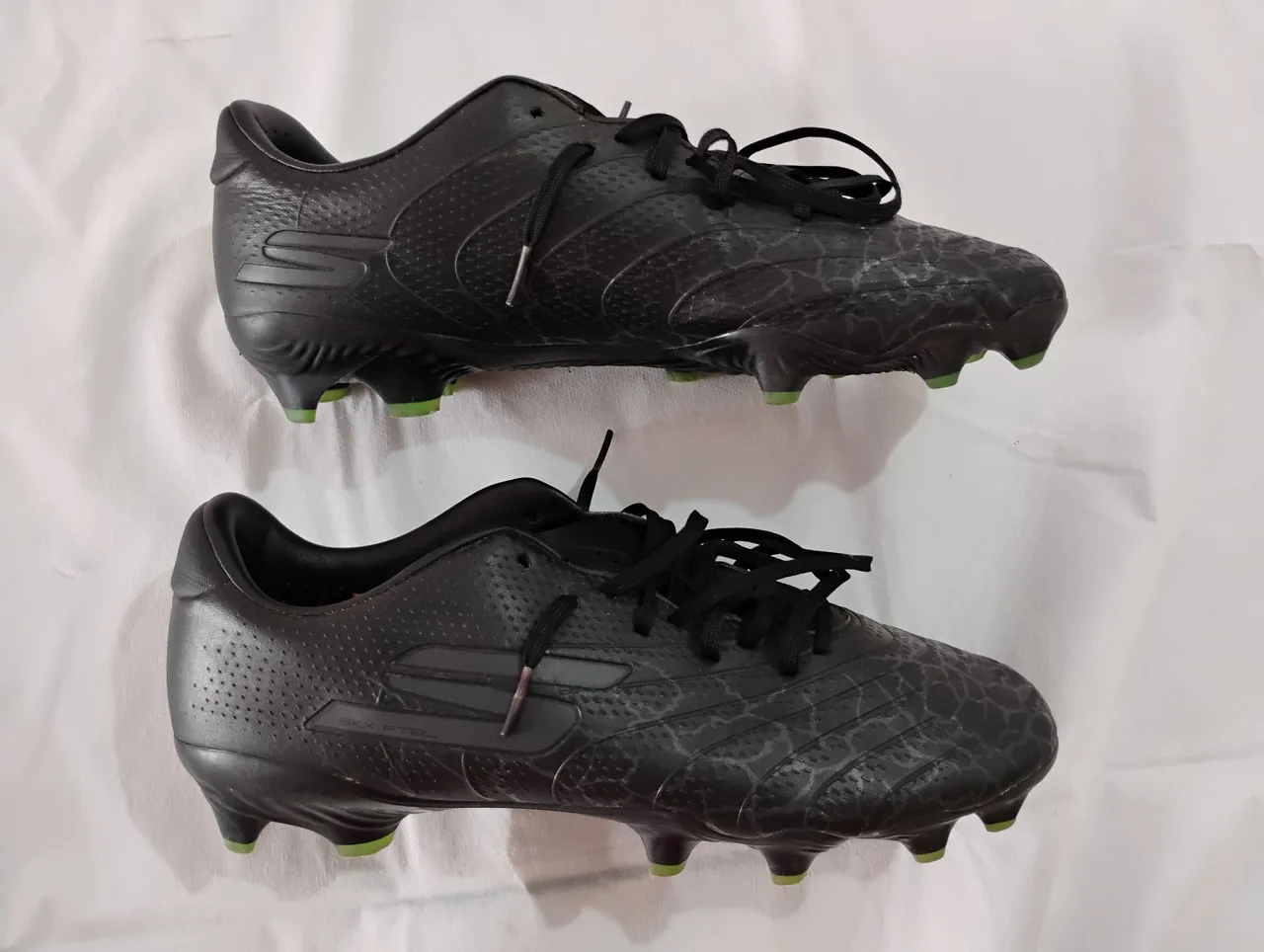 Chuteiras Skechers SKX - Tam. 41