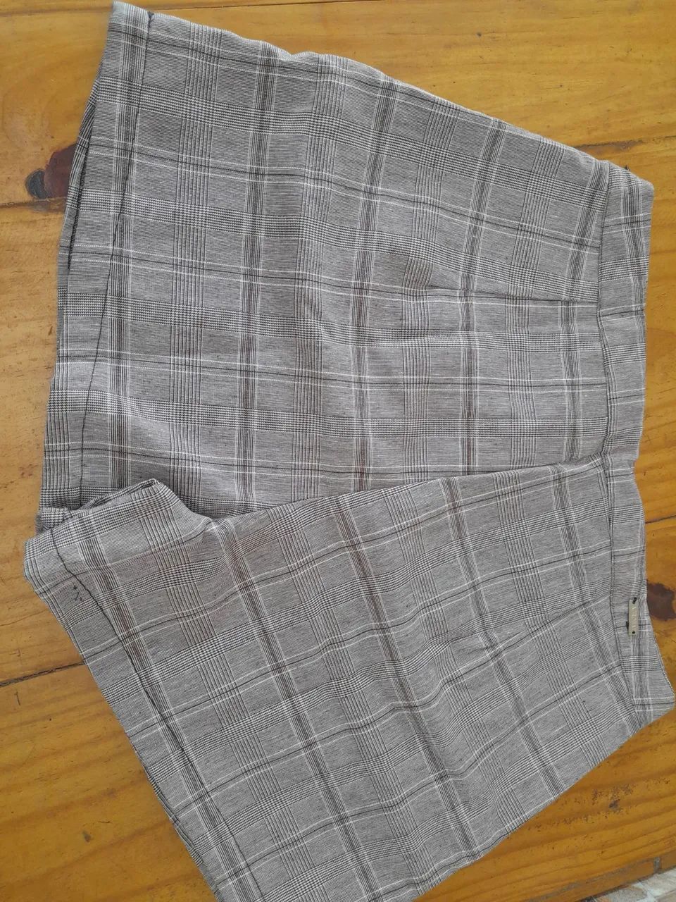 Conjunto moderno: Body preto e saia xadrez - Foto 4