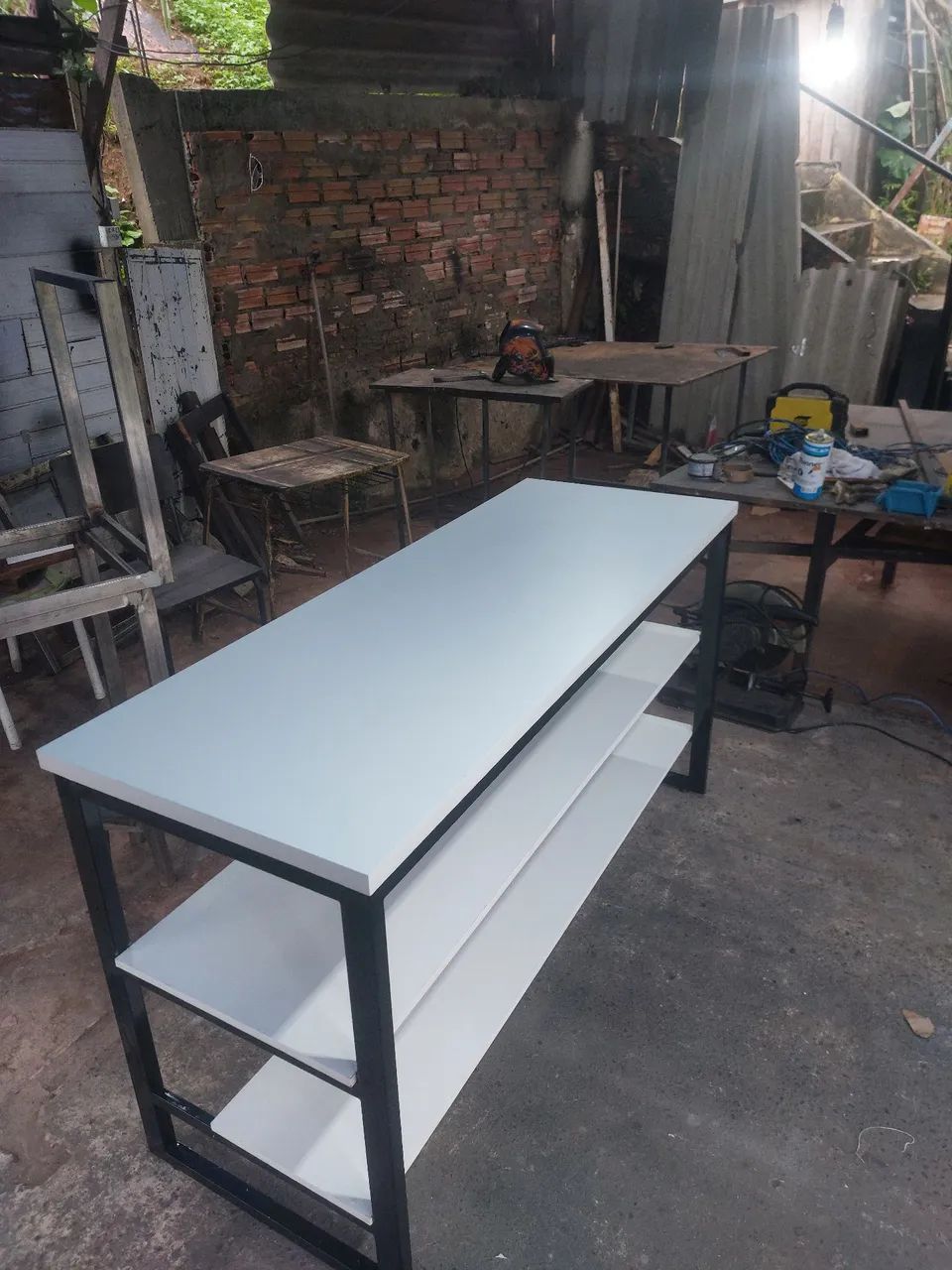 Mesa de Madeira com Estrutura Metálica - Foto 4