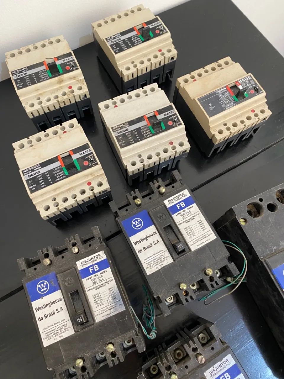 Disjuntores termomagnéticos e Diferenciais  - Foto 3