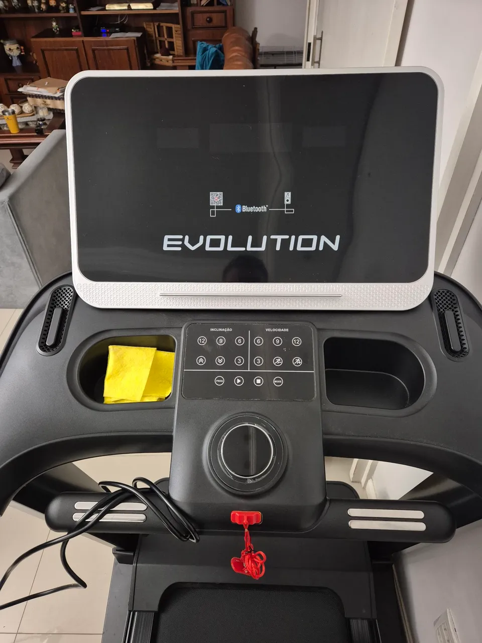 Esteira Evolution 3850 com Bluetooth