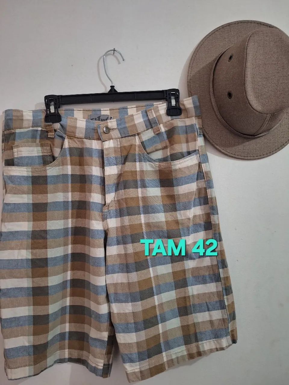 Bermudas xadrez pouco uso