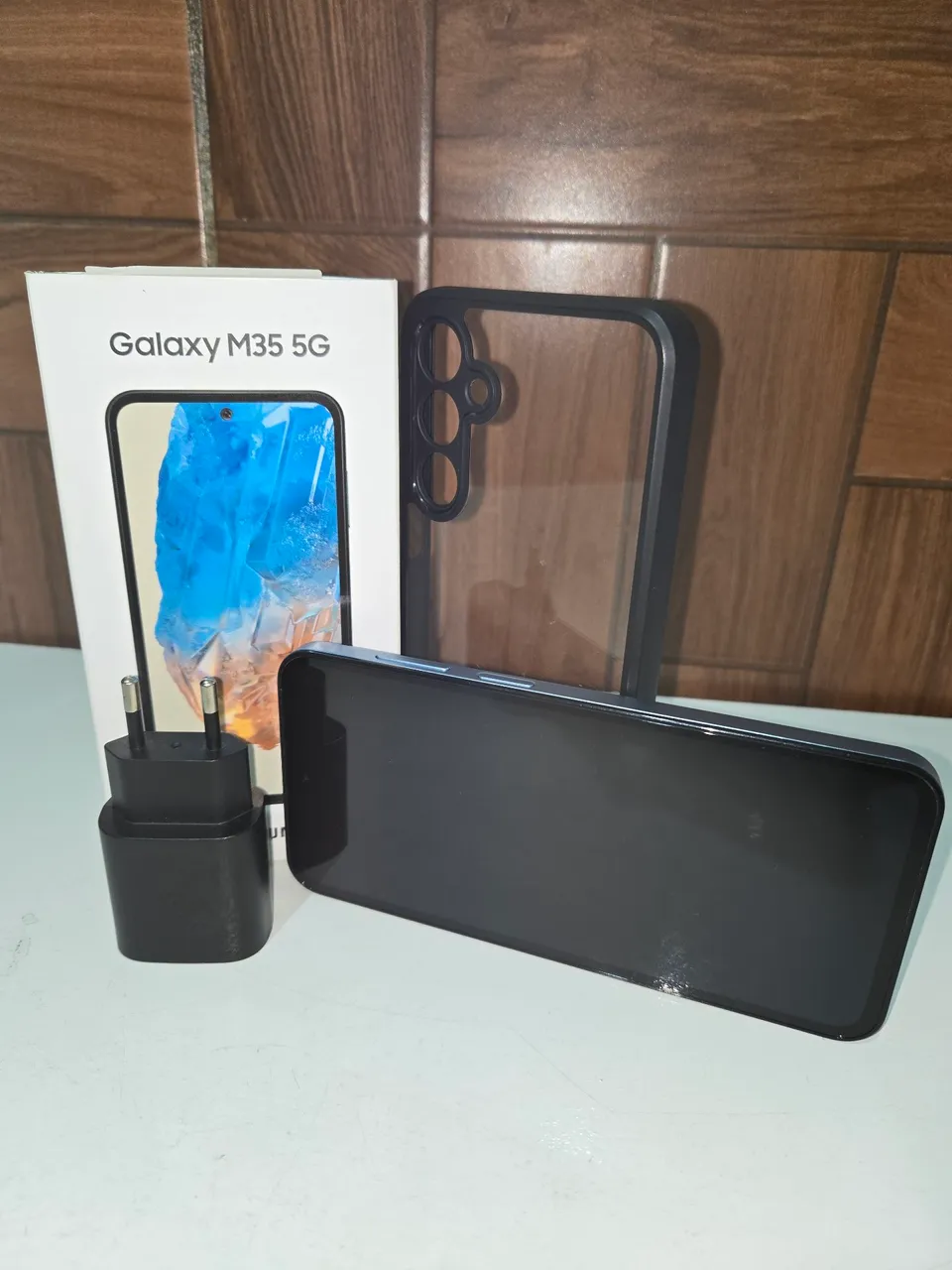 Samsung Galaxy M35 5G seminovo com capa e carregador de 25W original