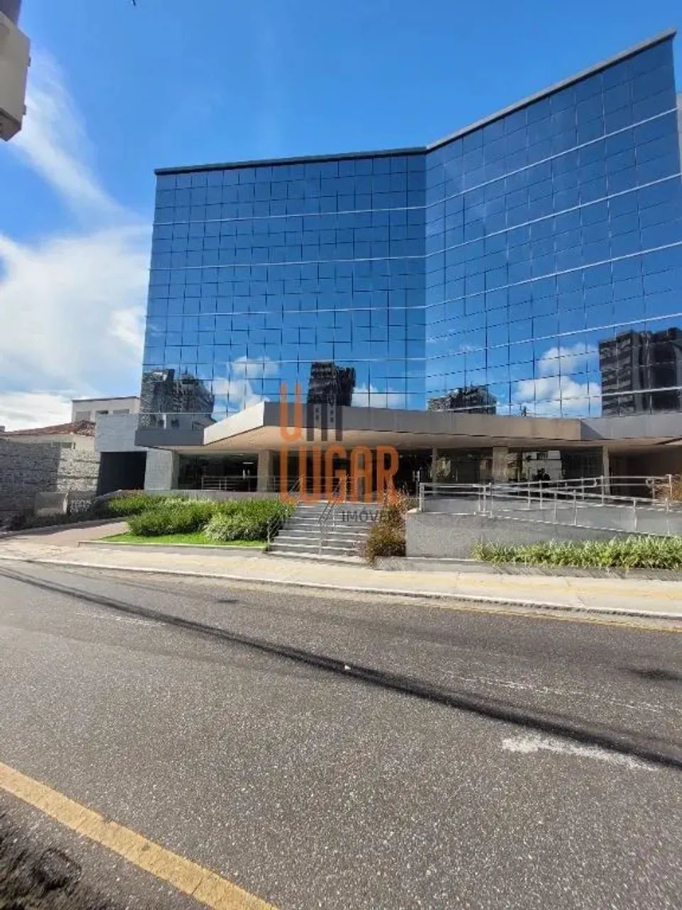 Sala comercial de 50m² para aluguel no Porto Quality, Nazaré