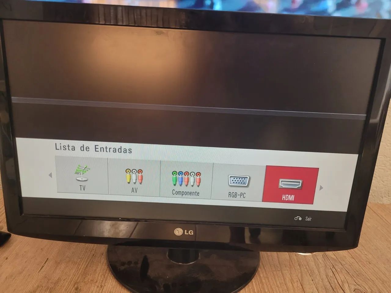 Defective TV monitor.64573484044803124