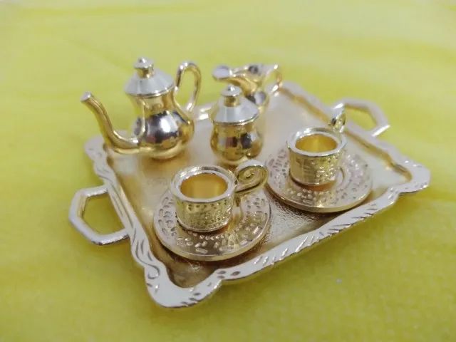 conjunto de chá dourado para casa da barbie - Foto 2