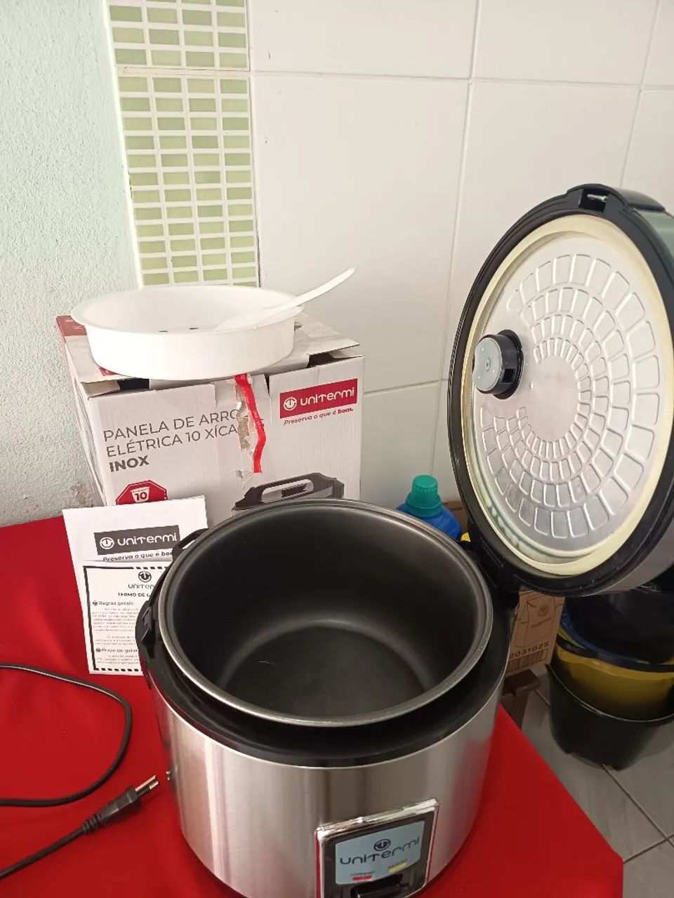 Panela de arroz elétrica 