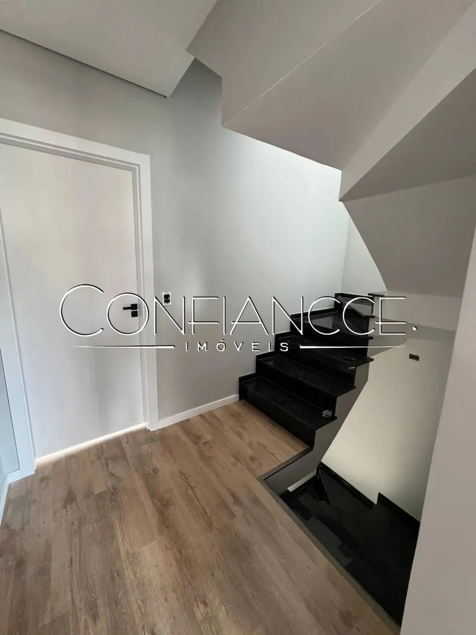 Casa em Condominio com 3 quartos para alugar em Vivendas do Parque, Santa Candida | Confia - Foto 6