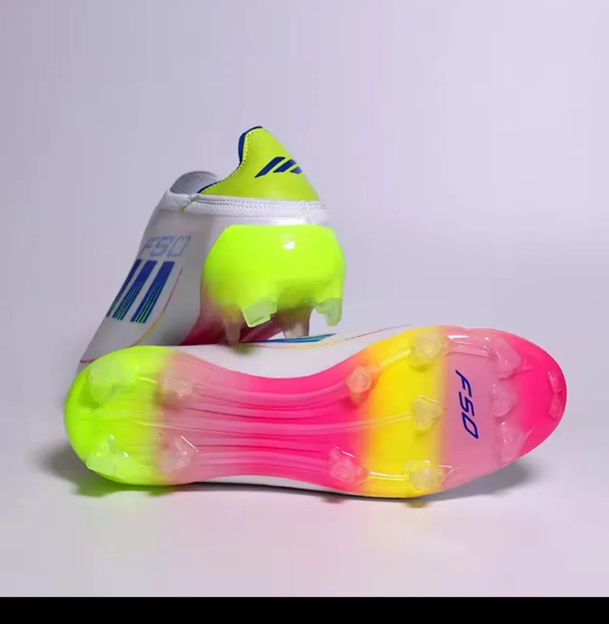 Chuteiras Adidas Predator - Foto 4